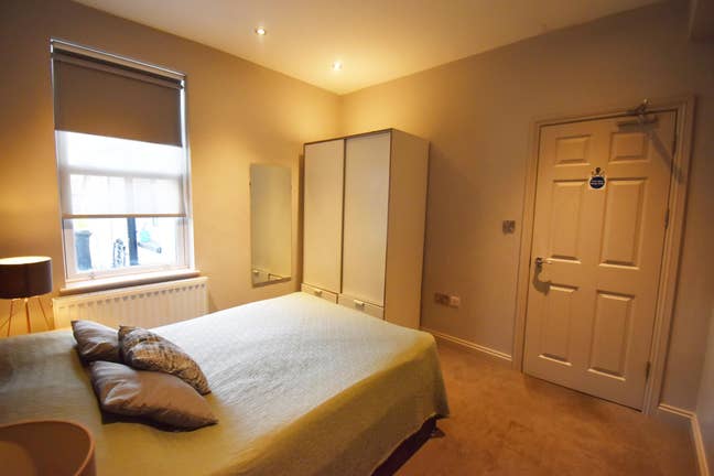 East Croydon Stn *Luxury Room - Super house*  Main Photo