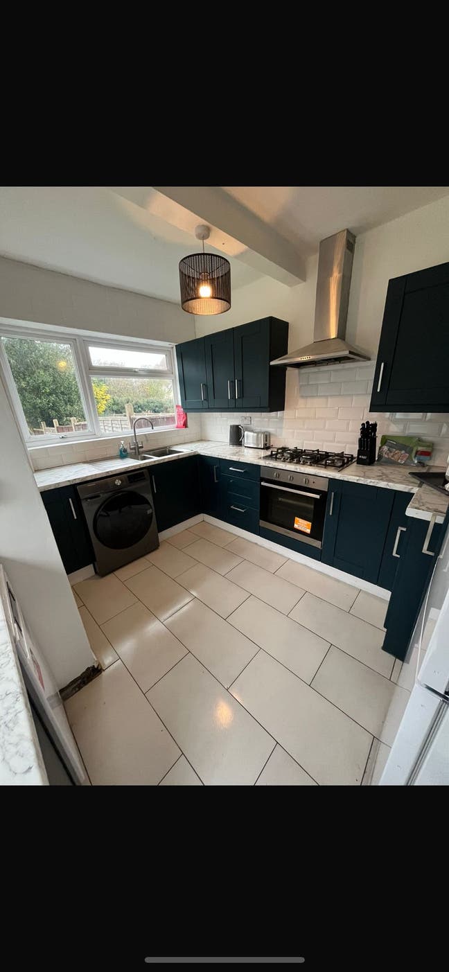 Modern Double Room Near Salisbury Centre Main Photo