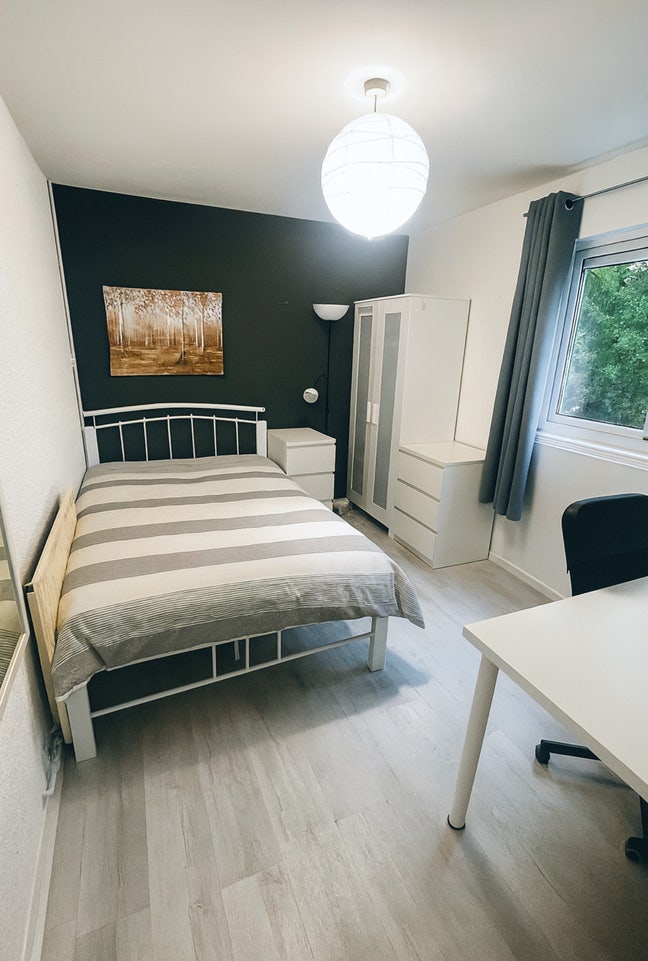 Double Room ,2 Bath, Bills Included! Wollaton Park Main Photo