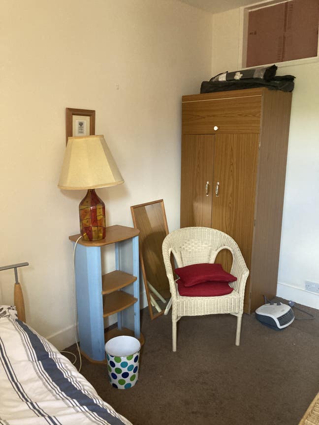 Lovely single room in Victorian house  Main Photo