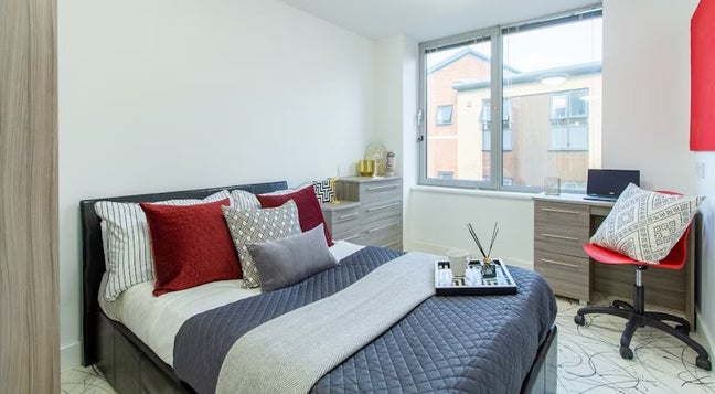 Studio to rent in Southampton  Main Photo