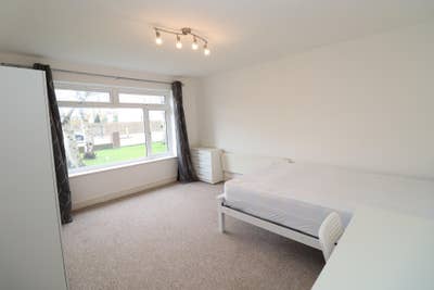 Wimbledon Rooms Going Fast – Don’t Miss Out! Main Photo