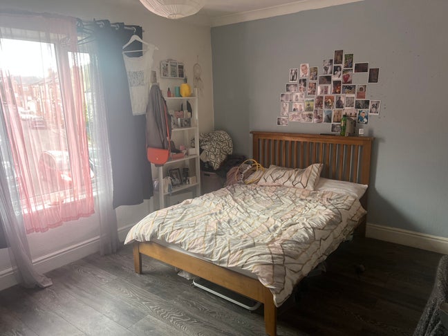 Unfurnished double room  Main Photo