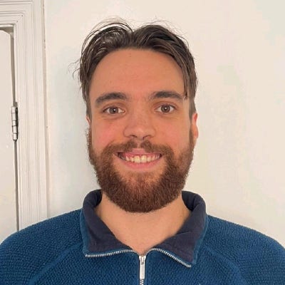 Room wanted for professional  Main Photo