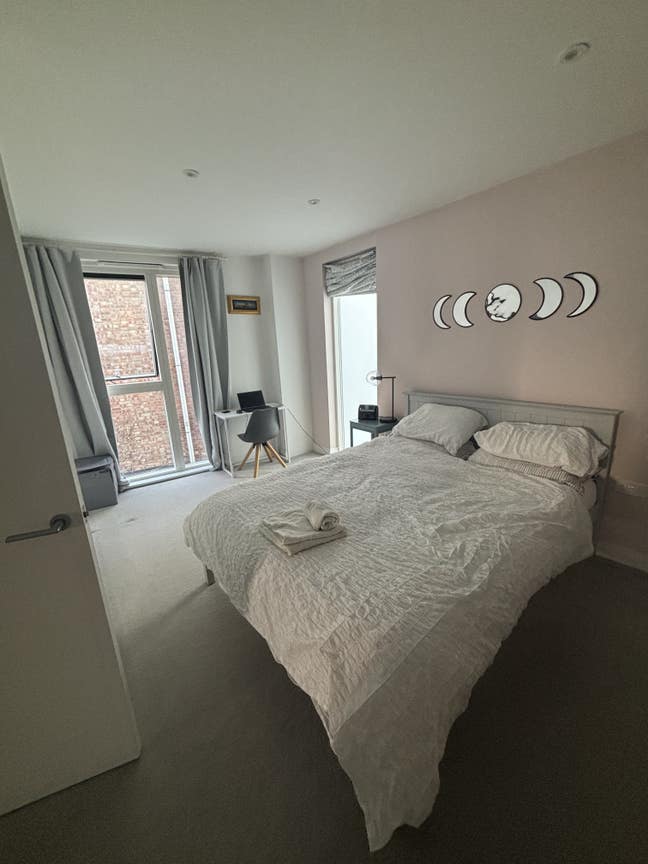 Lovely ensuite double room in Camberwell  Main Photo