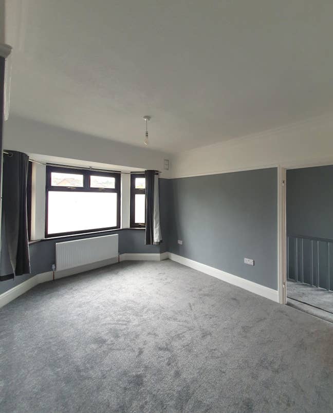 Spacious Master Bedroom – Bright & Newly Renovated Main Photo