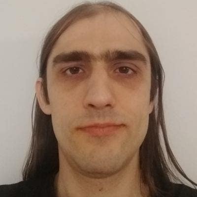 Looking for a place to stay for a month or two Main Photo