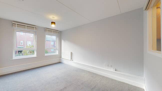 1 Bedroom Flat + Study, Chiswick W4 Main Photo