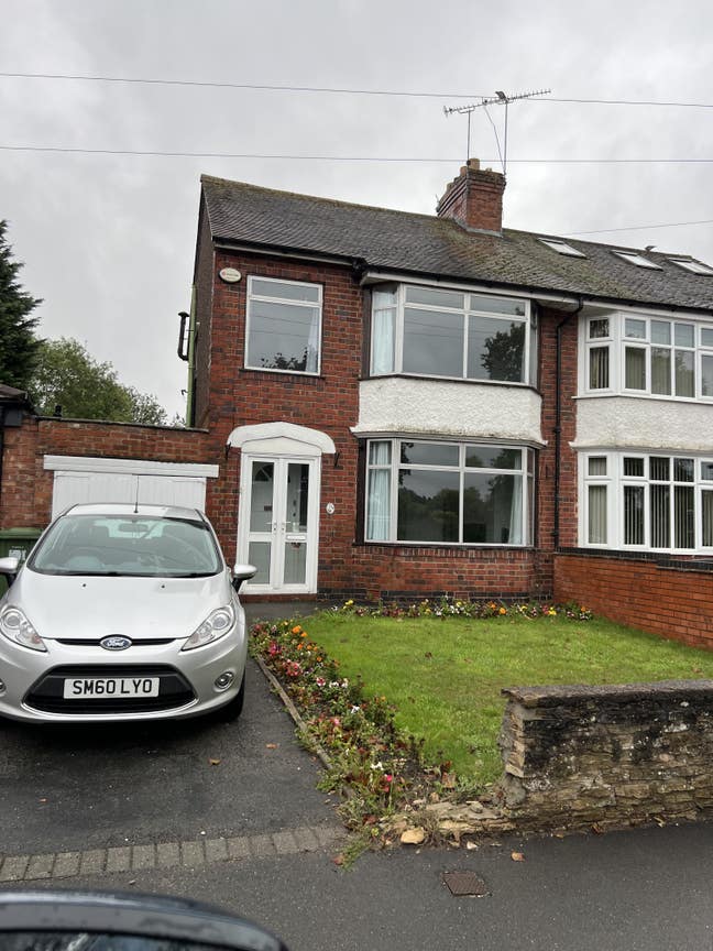 3 bedroom house available in Leamington Spa Main Photo