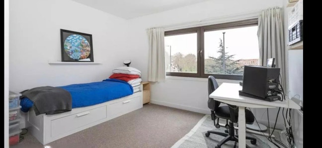 Double room for rent, 2bed modern flat Stoke Newin Main Photo