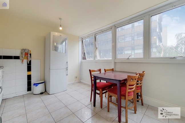 Lovely 3 bedroom apartment in Fitzrovia Main Photo