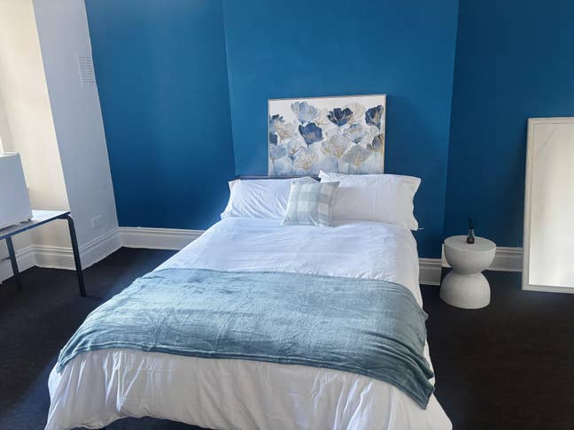 Cozy Double Room | WF1 near station and city centr Main Photo