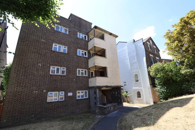 Double Room Forest Hill - Available Now  Main Photo