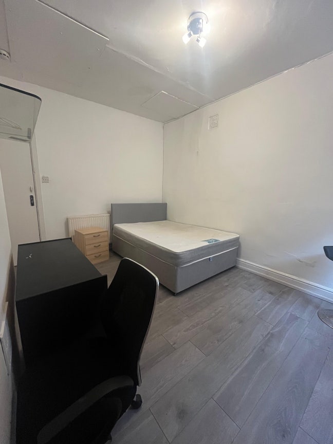 Double Room in Rusholme available  Main Photo