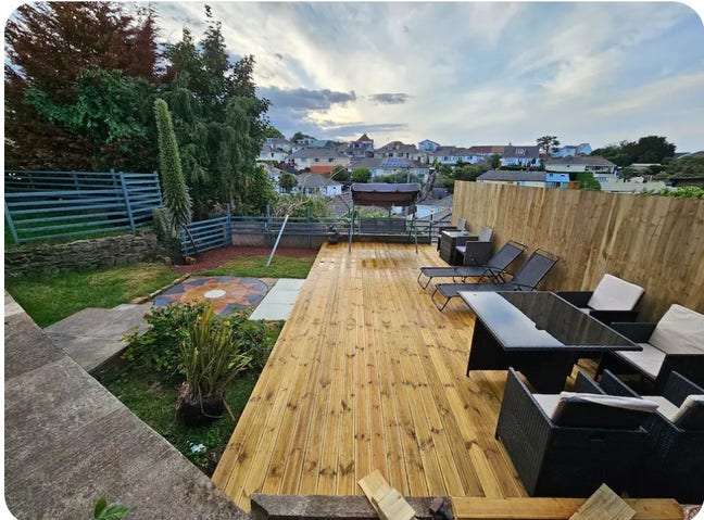 New Studio with large private garden Main Photo