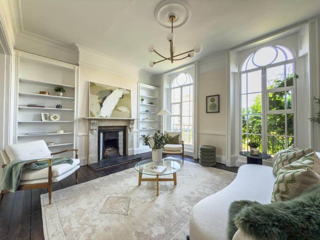Period property in De Beauvoir Main Photo