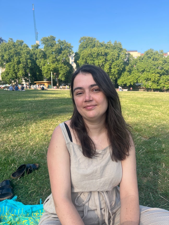 Looking for a new place Main Photo