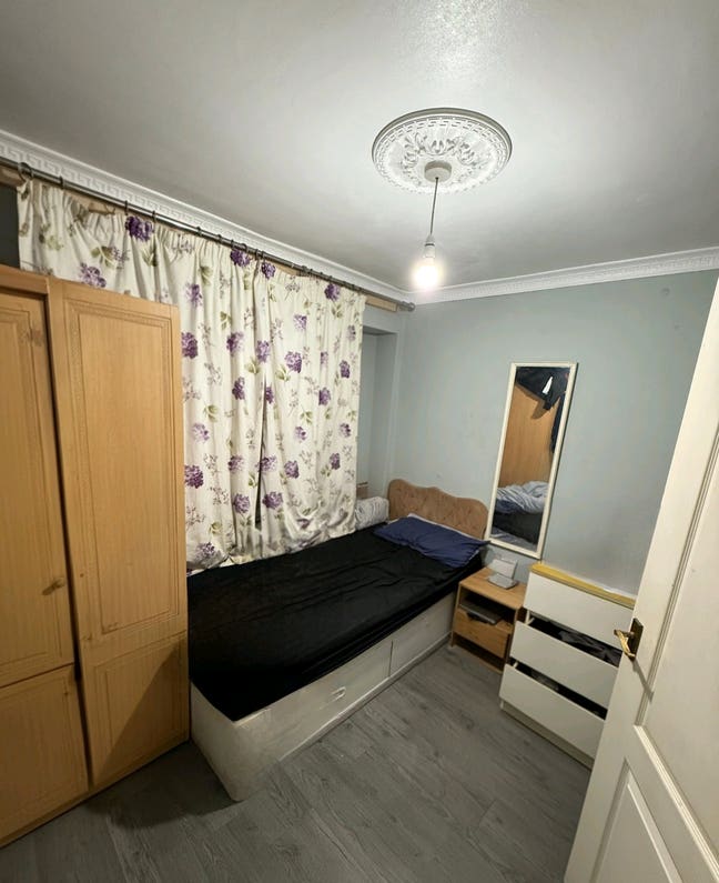 Single room Near L&D Hospital  Main Photo