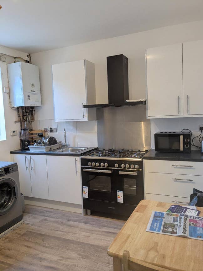Quiet. Clean. Cosy. Professional. Main Photo