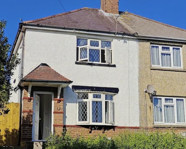 Fully Furnished 4 Bedroom 3 Bathroom House  Main Photo