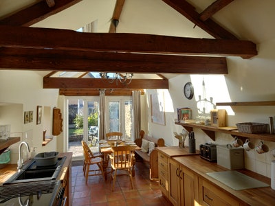 Cosy country cottage for let Main Photo