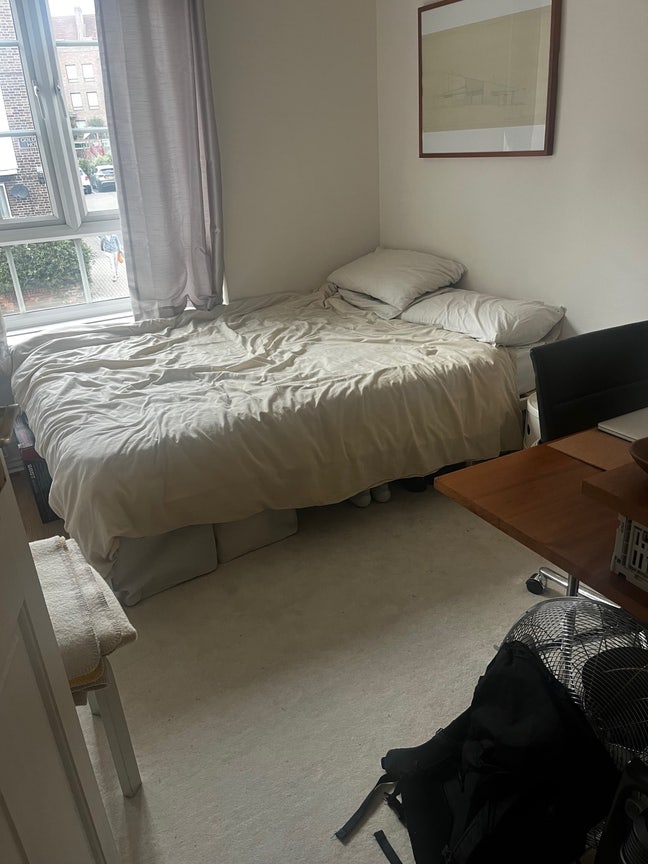 1 double room newly refurbished flat Main Photo