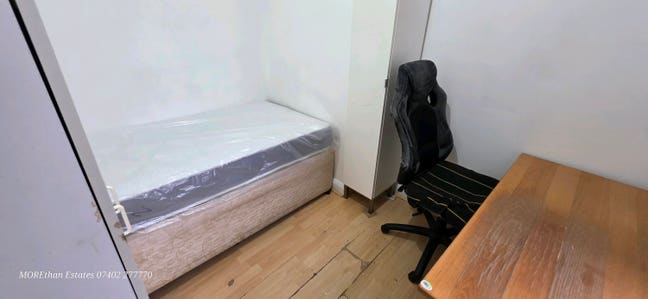 Rooms, Bills Included, Near Oxford Rd,  Transport  Main Photo