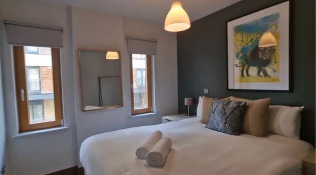 Ensuite double room in modern flat– B1 Main Photo