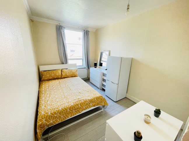 🌟 Double Room in Willesden Green - from 17/09 Main Photo