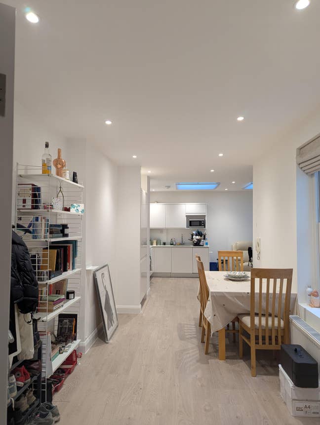 Beautiful ensuite room in modern flat Main Photo