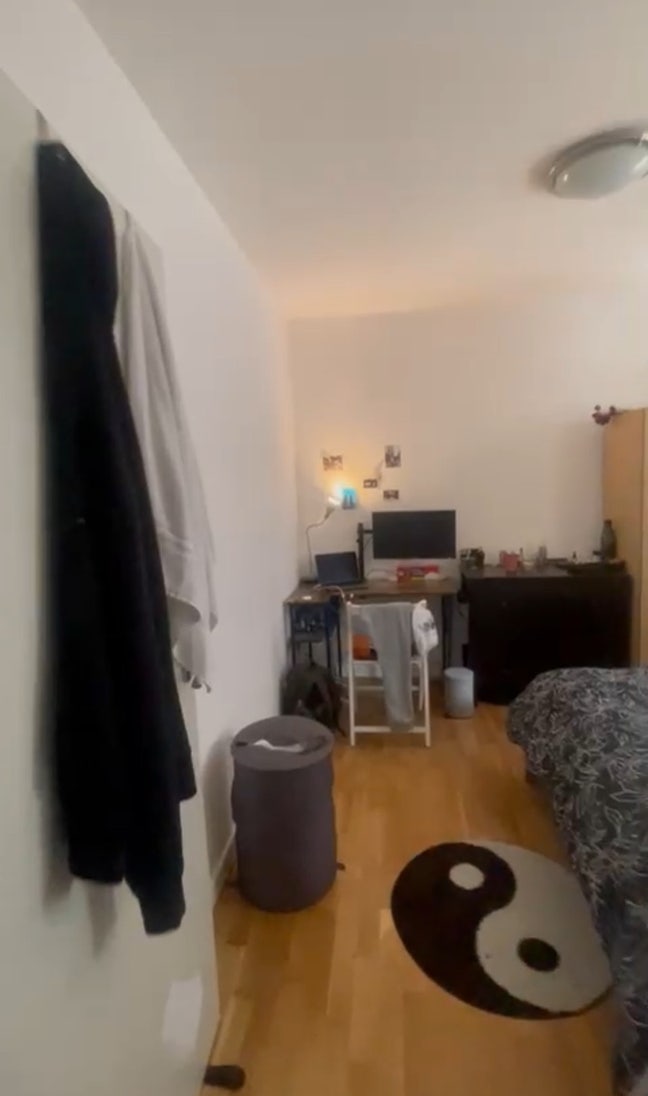 Looking for a roommate in Central London  Main Photo
