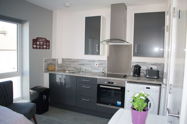 Studio Flat available for Rent Main Photo