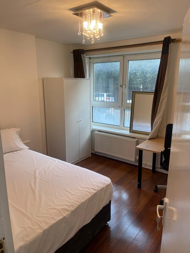  2 bed flat in the Heart of Greenwich- Cutty sark Main Photo