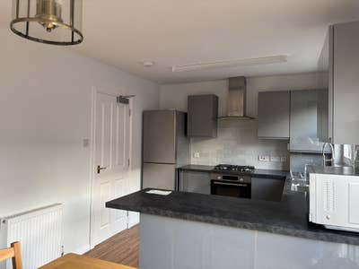 En Suite Bedroom Main Photo