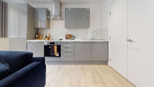 Replacement Tenant Wanted (Studio Apartment)  Main Photo