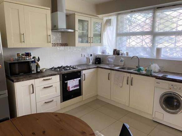 Pimlico Amazing 3 Bed Garden Flat Main Photo