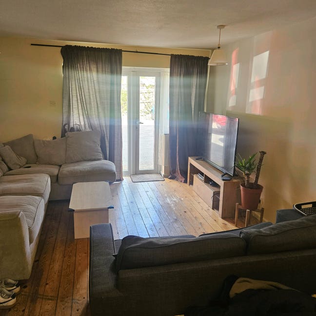 1 bedroom flat Main Photo
