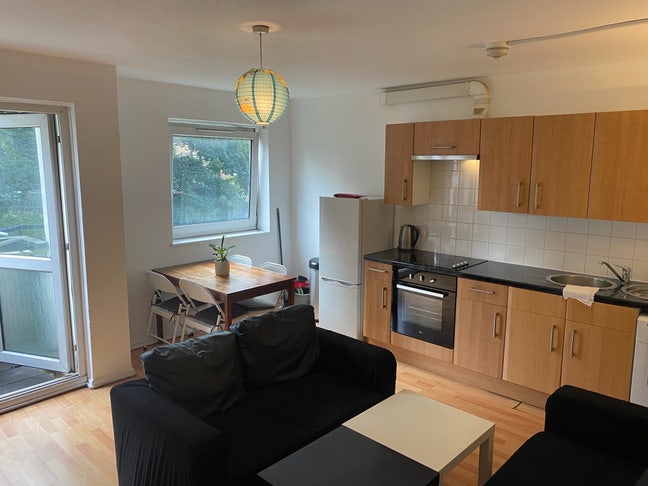 4 Bed flat near Bermondsey, London £3500pcm Main Photo