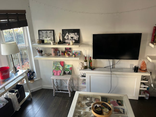 Room available in lovely Camden flat :) Main Photo