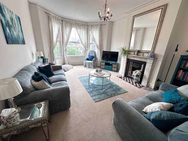 Ensuite Double Room | Spacious House | No deposit Main Photo