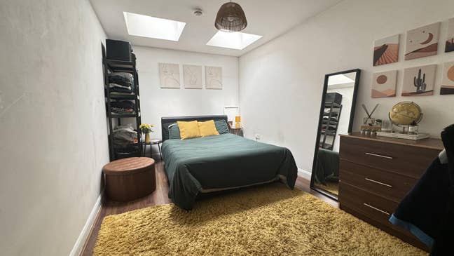 Double Rooms Available- 1 min walk from station Main Photo