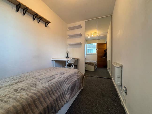Refined 1-Bed with Roof Terrace, Fitzrovia Main Photo
