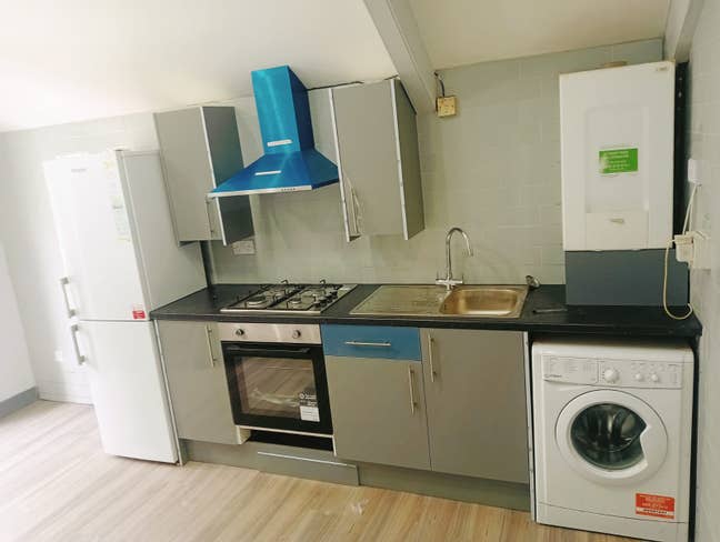 Brand new 4 bedroom flat to rent on City road  Main Photo