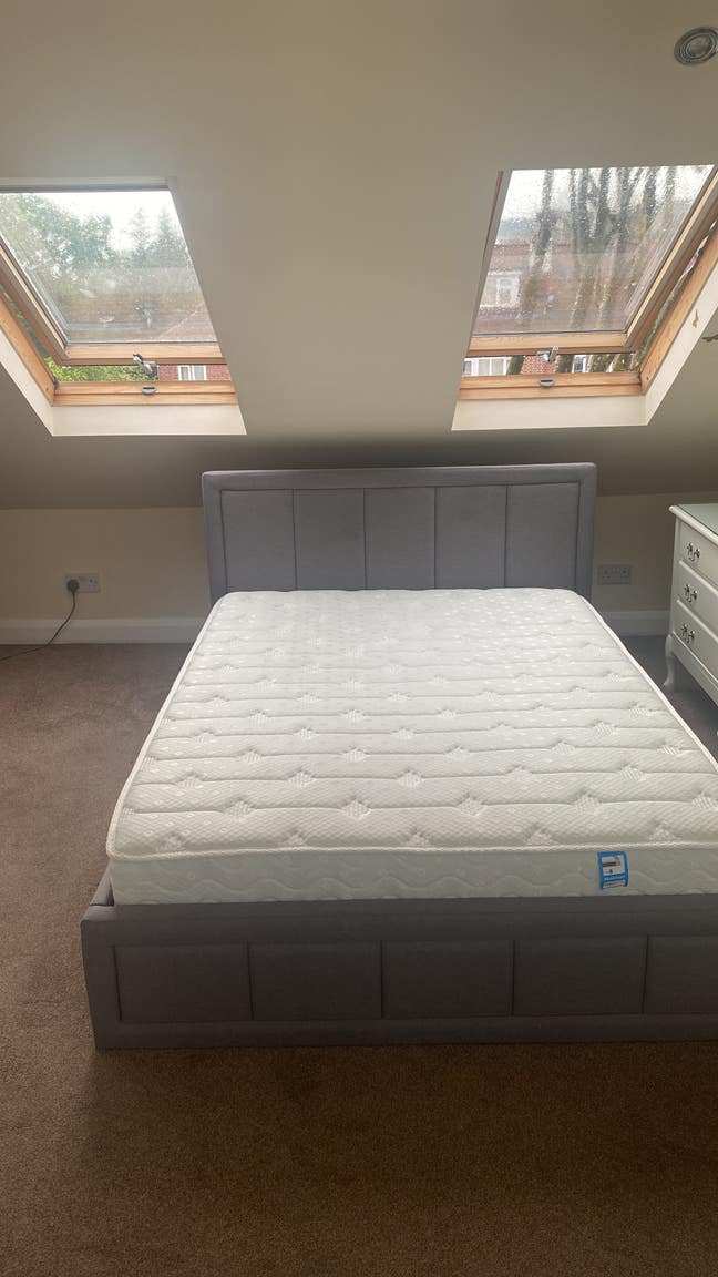 Fully furnished double bed en-suite avai- 01/11/25 Main Photo