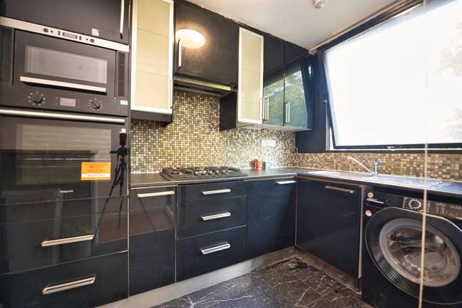 Double Rooms inc all bills Close to Victoria SW1V Main Photo