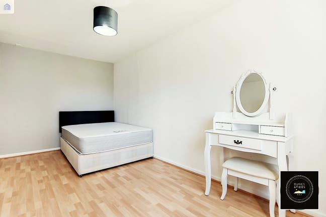 💎 Modern Double Room – Whitechapel!!💎 Main Photo
