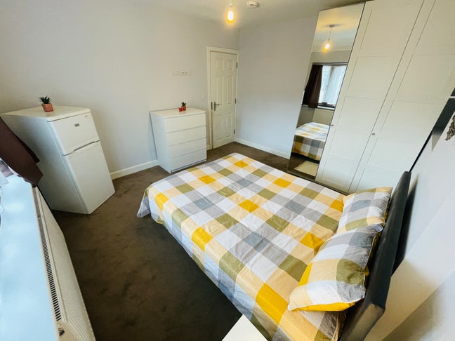 🌟 Double Room to Let in Neasden Main Photo