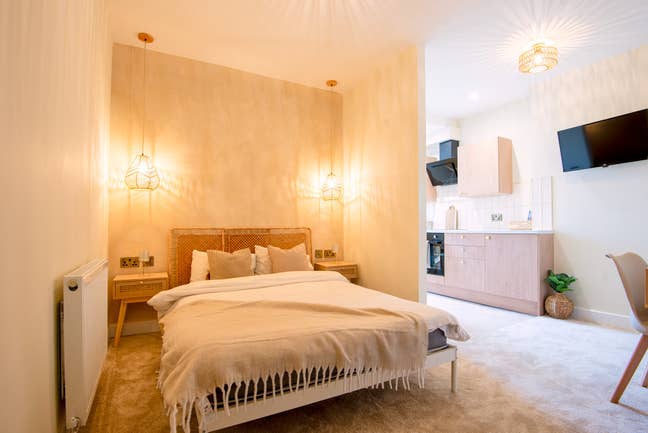 Brand New Studios and Luxury Rooms Main Photo