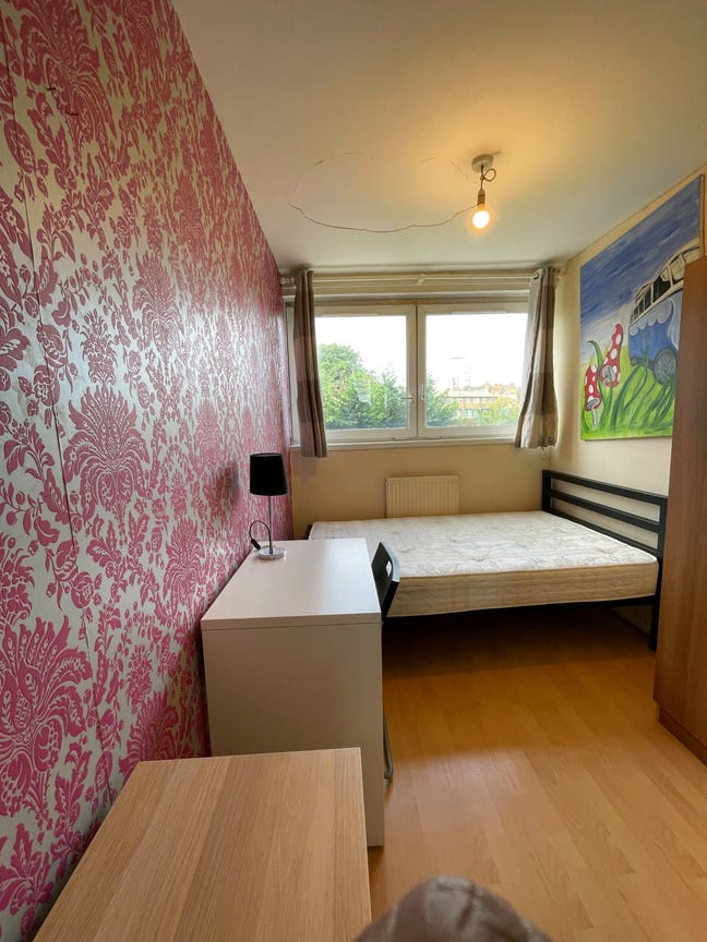 Glamorous DBL room | Canary Wharf | Bills Inc. Main Photo