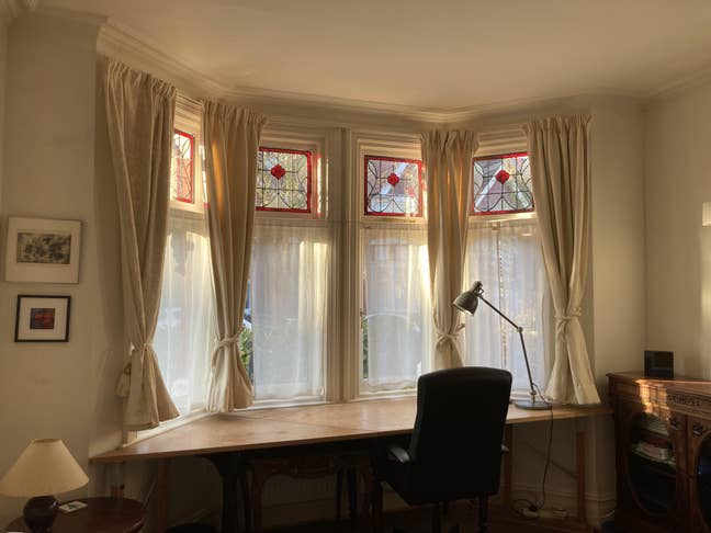 Large dble bedroom, floorboards, house wth garden. Main Photo